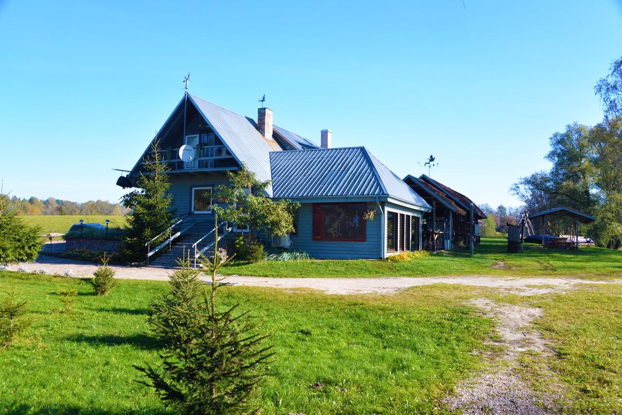 Bed and Breakfast Zuvienes Pasiure Rubikiai Екстер'єр фото